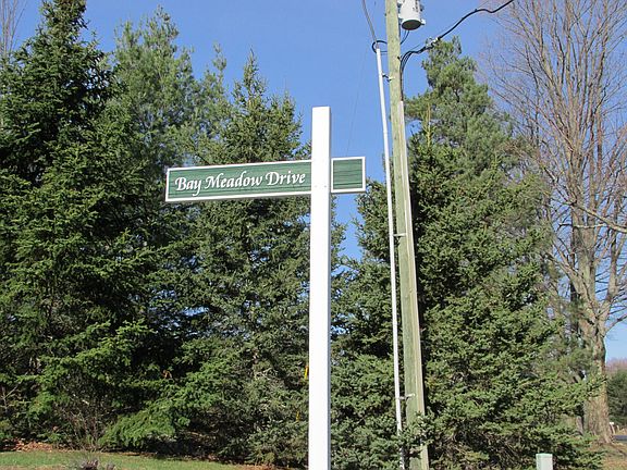 5th image of 7671 Meadows Ln
