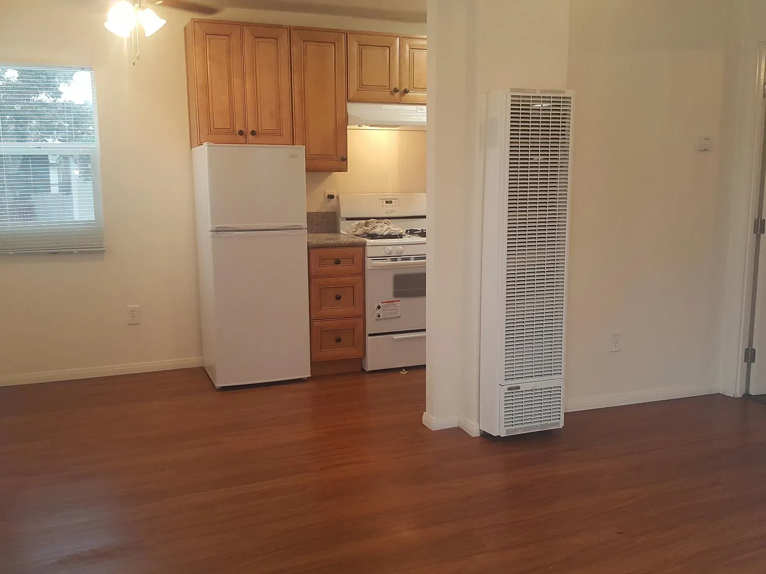 1 bed, 425 sqft, $2,200 — Photo 4