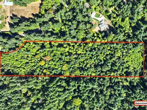 0 Ivy Way, Camano Island, WA 98282