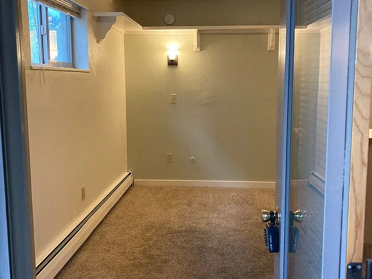 2000 Canyon Blvd — Photo 19
