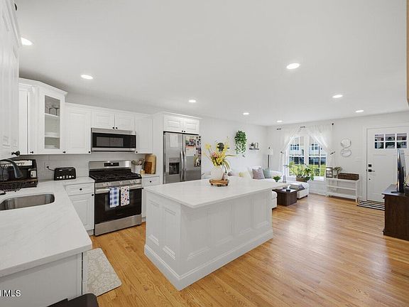 5th image of 3 Clark Avenue