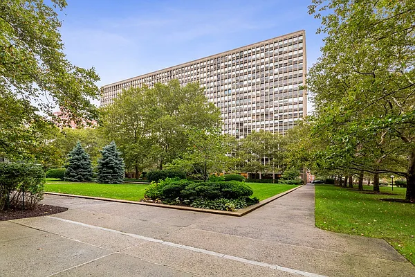 Sold by Olshan Realty | media 20