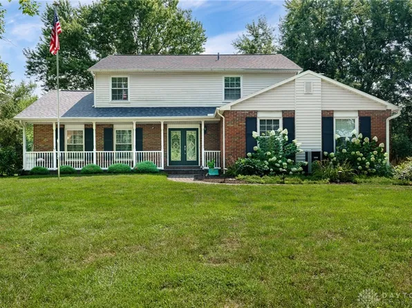 3107 Clear Springs Rd, Spring Valley, OH 45370