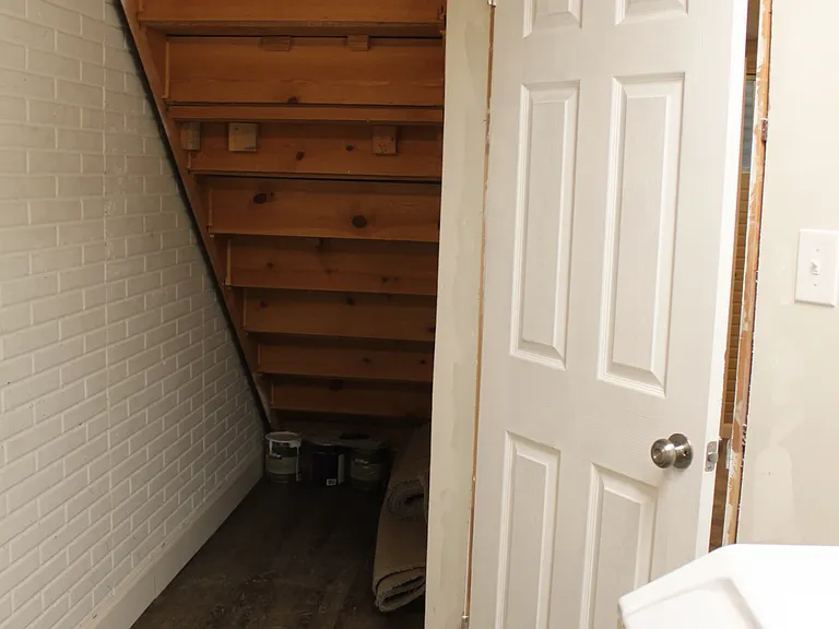 11 Amesbury St #11 — Photo 16