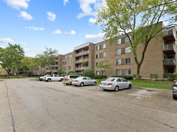 945 E Kenilworth Ave Unit 312, Palatine, IL 60074