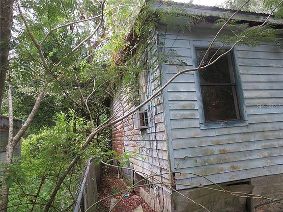 3rd image of 1075 SE 159th Ave