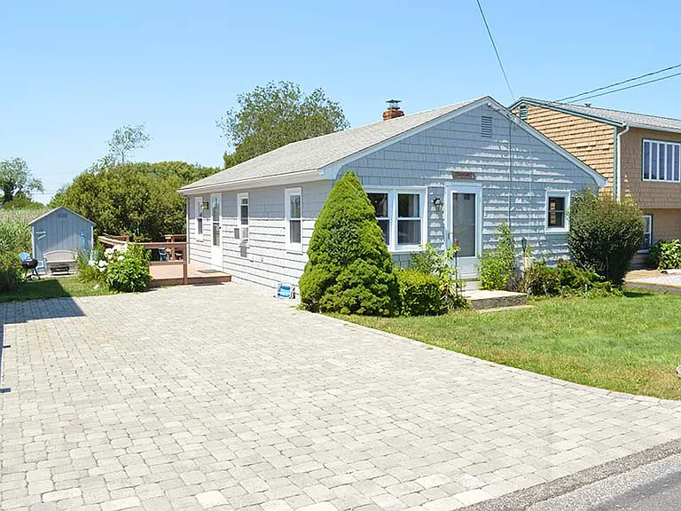 67 Chestnut Ave — Photo 1