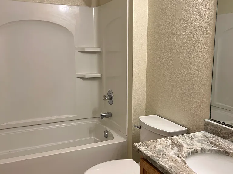 70 Rollins Ln — Photo 9