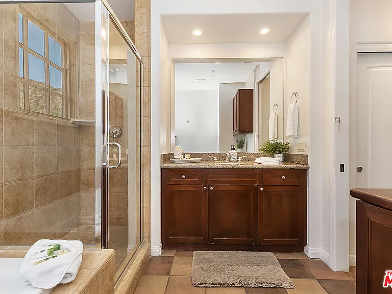 48613 Classic Dr — Photo 13
