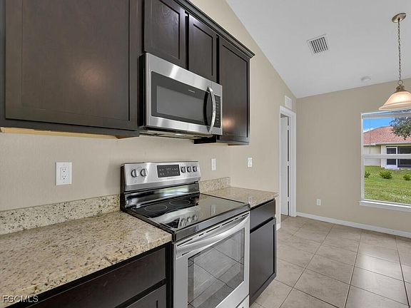 5th image of 1700 NE 5th Pl