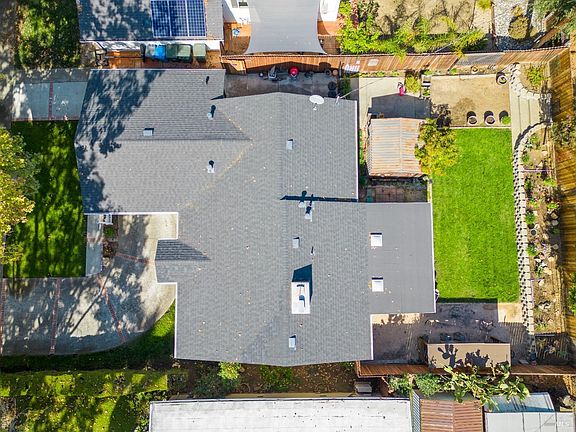 5th image of 1012 Delwood Street