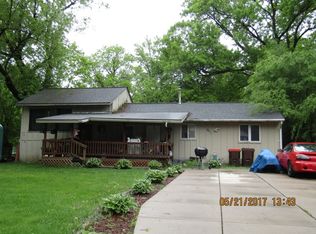 5026 Granada Ave N, Oakdale, MN 55128