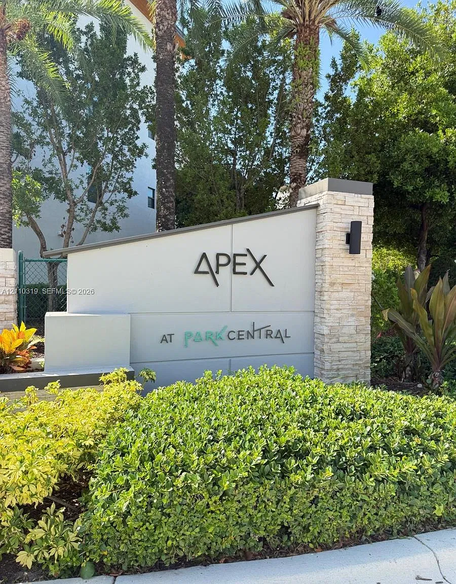 Apex At Park Central Cond — Photo 1