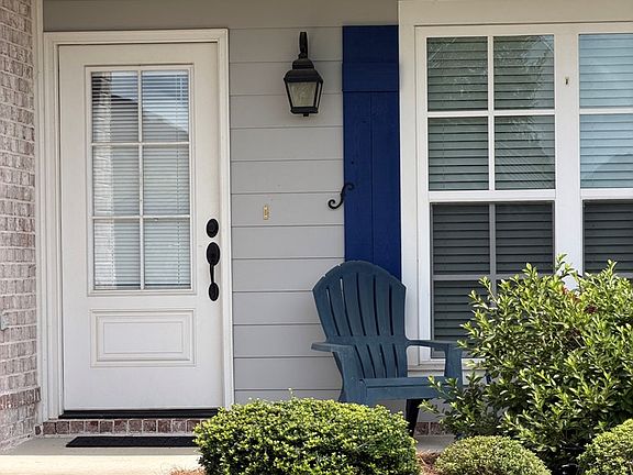 2nd image of 207 Thistle Ln