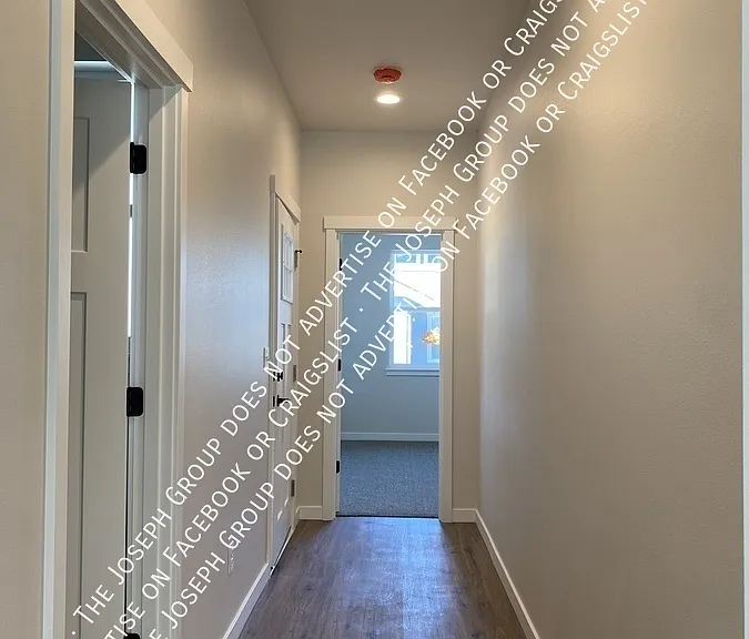 2058 Aaron Dr #B — Photo 6