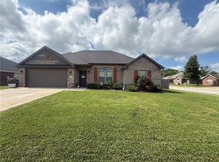 437 Oxen Ln, West Fork, AR 72774