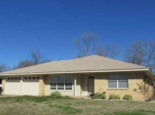 208 Montrose St, Belton, TX 76513