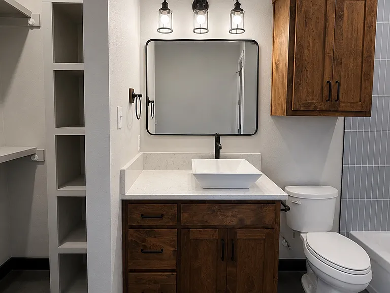 215 E Avenue K #A — Photo 17