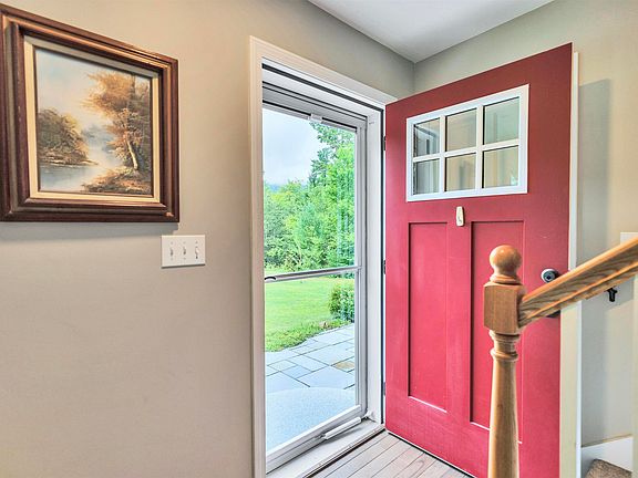 4th image of 324 Dublin Road