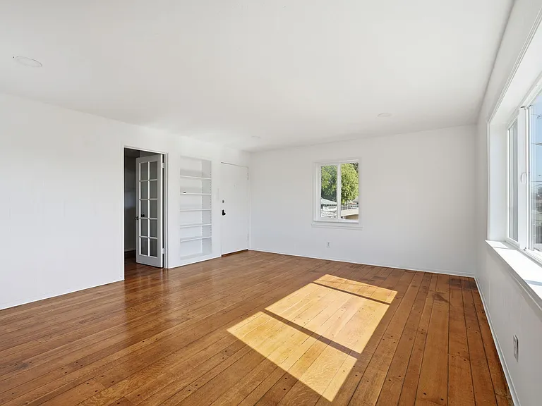1534 Mariposa St #1534 — Photo 17