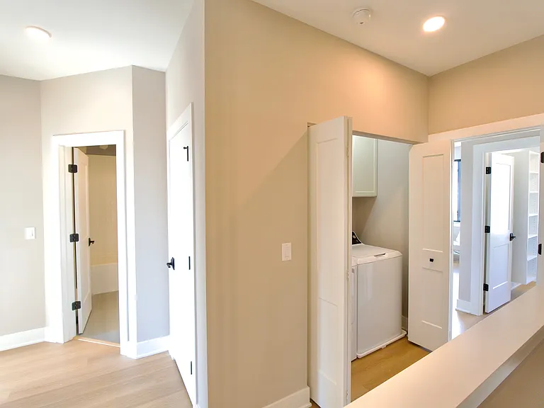 185 Pointe Dr #185 — Photo 28