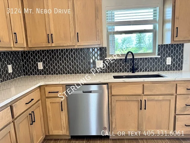 3124 Mount Nebo Dr — Photo 13