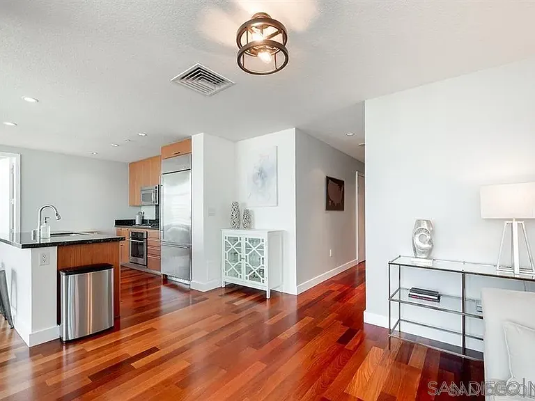 1205 Pacific Hwy #2904 — Photo 7