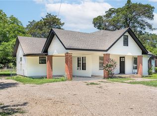 702 N Old Robinson Rd, Waco, TX 76706