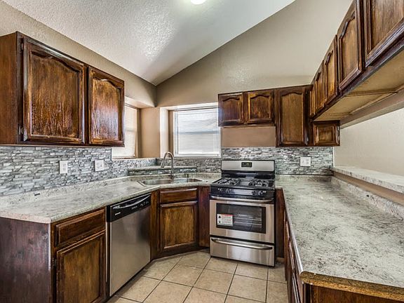 5th image of 14217 Thayer Pease Ave