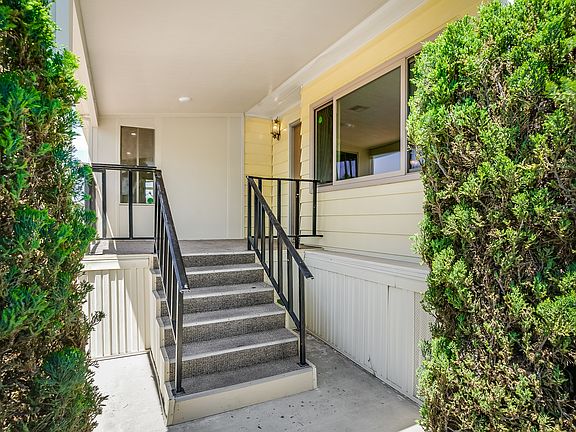 5th image of 51 Debussy Ln #51