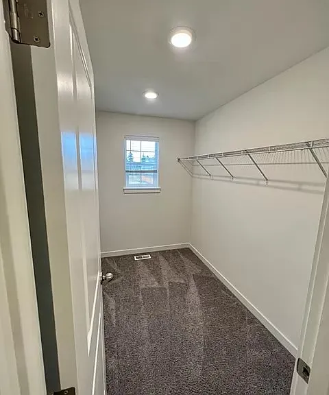 Master walk-in closet.