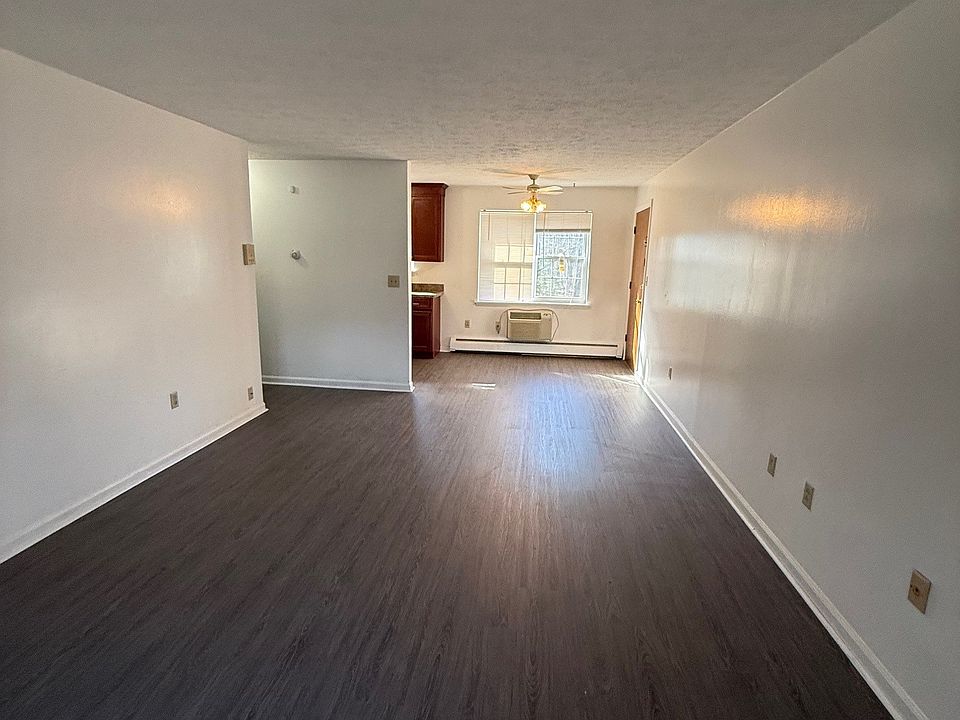 1st image of 1081 Blue Hills Ave