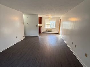 1081 Blue Hills Ave, Bloomfield, CT 06002