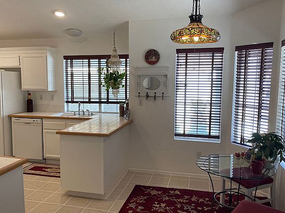 2nd image of 10871 Deerfield Dr