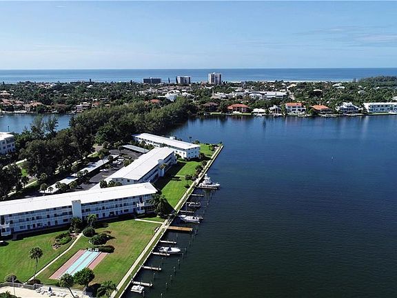 4th image of 765 John Ringling Blvd #4CLARI