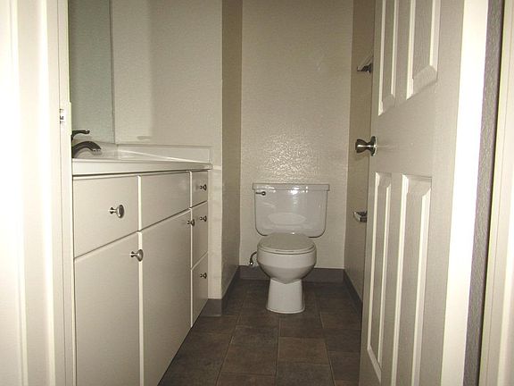 3rd image of 760 E Route 66 APT 17
