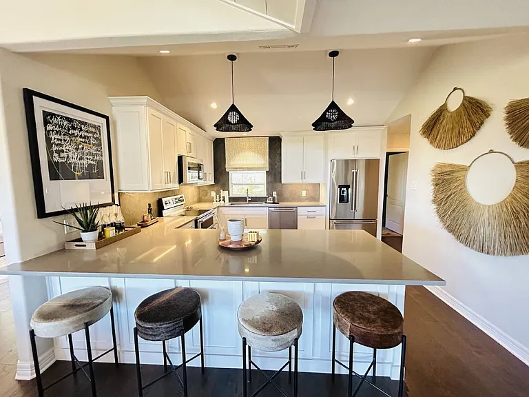 321 Village View Dr — Photo 8