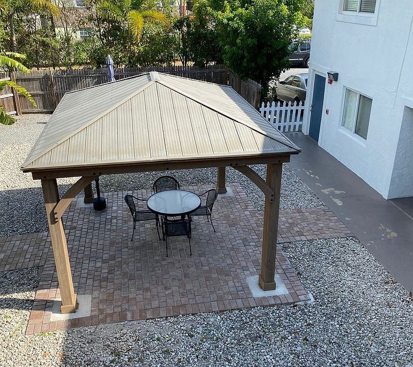 1st image of 1105 S Federal Hwy #15086676