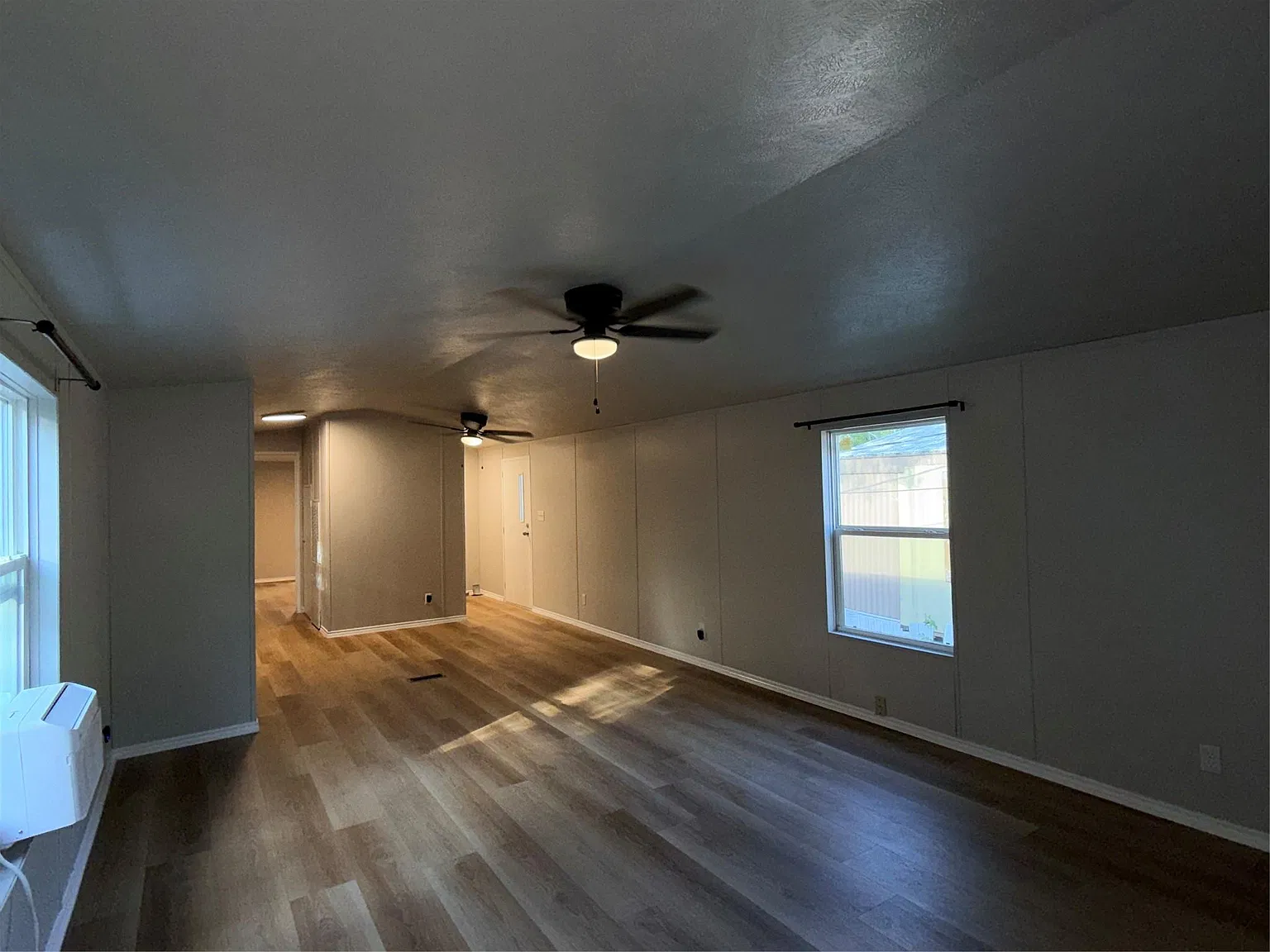 3 bed, 2.0 bath, 1064 sqft, $1,350 — Photo 4