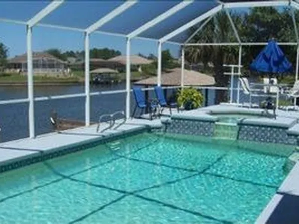 19 Comet Ct, Palm Coast, FL 32137