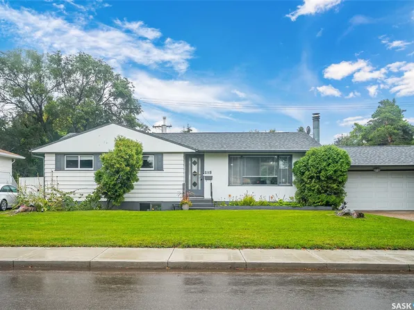 2107 Cumberland Avenue S, Saskatoon, SK S7J 1Z2