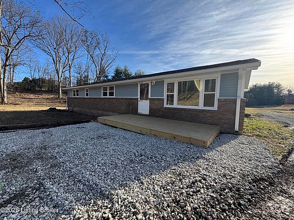 2nd image of 215 Meade Springs Rd