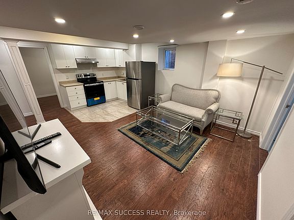 2nd image of 916 Minchin Way #Basement