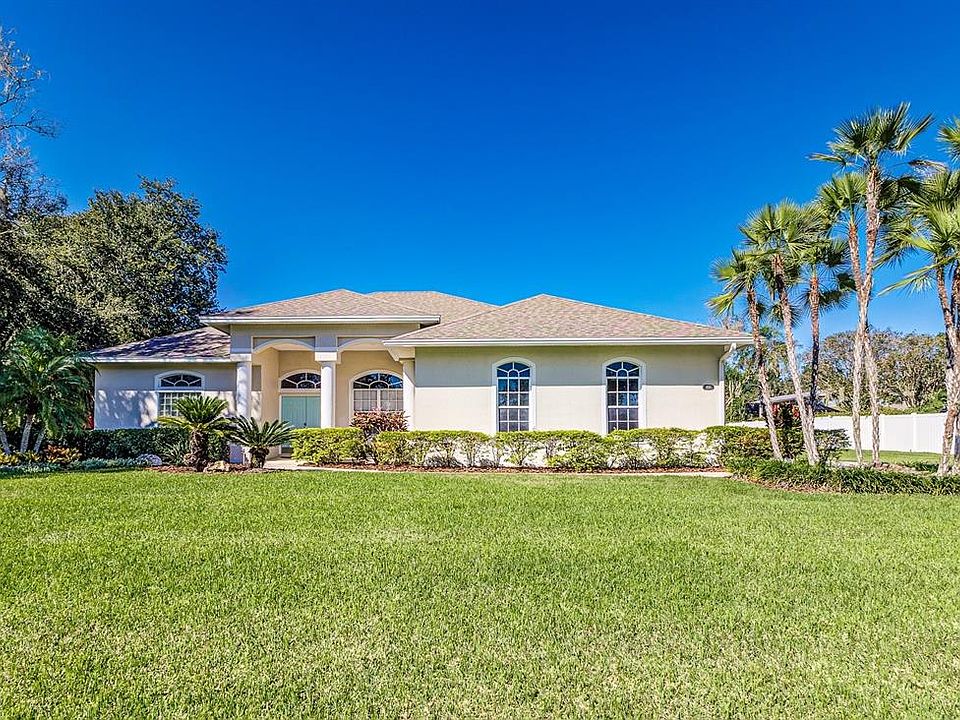 1st image of 870 DE LA BOSQUE AVENUE