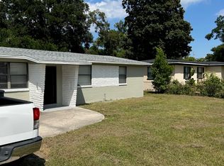 6303 Holly Bay Dr, Jacksonville, FL 32211