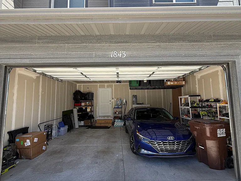 1843 E Rainbow Bridge Dr — Photo 33