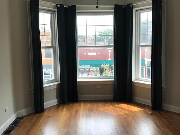 2nd image of 4952 N Damen Ave #2