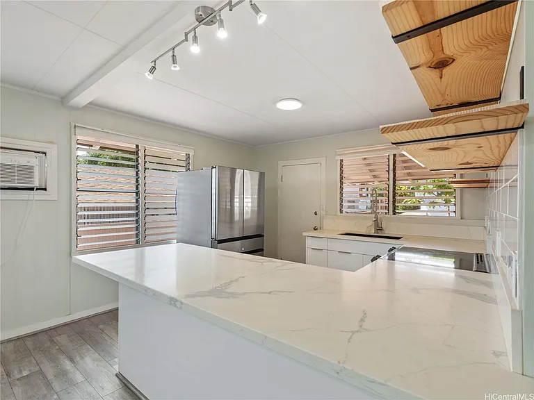 3622 Maunalei Ave — Photo 11