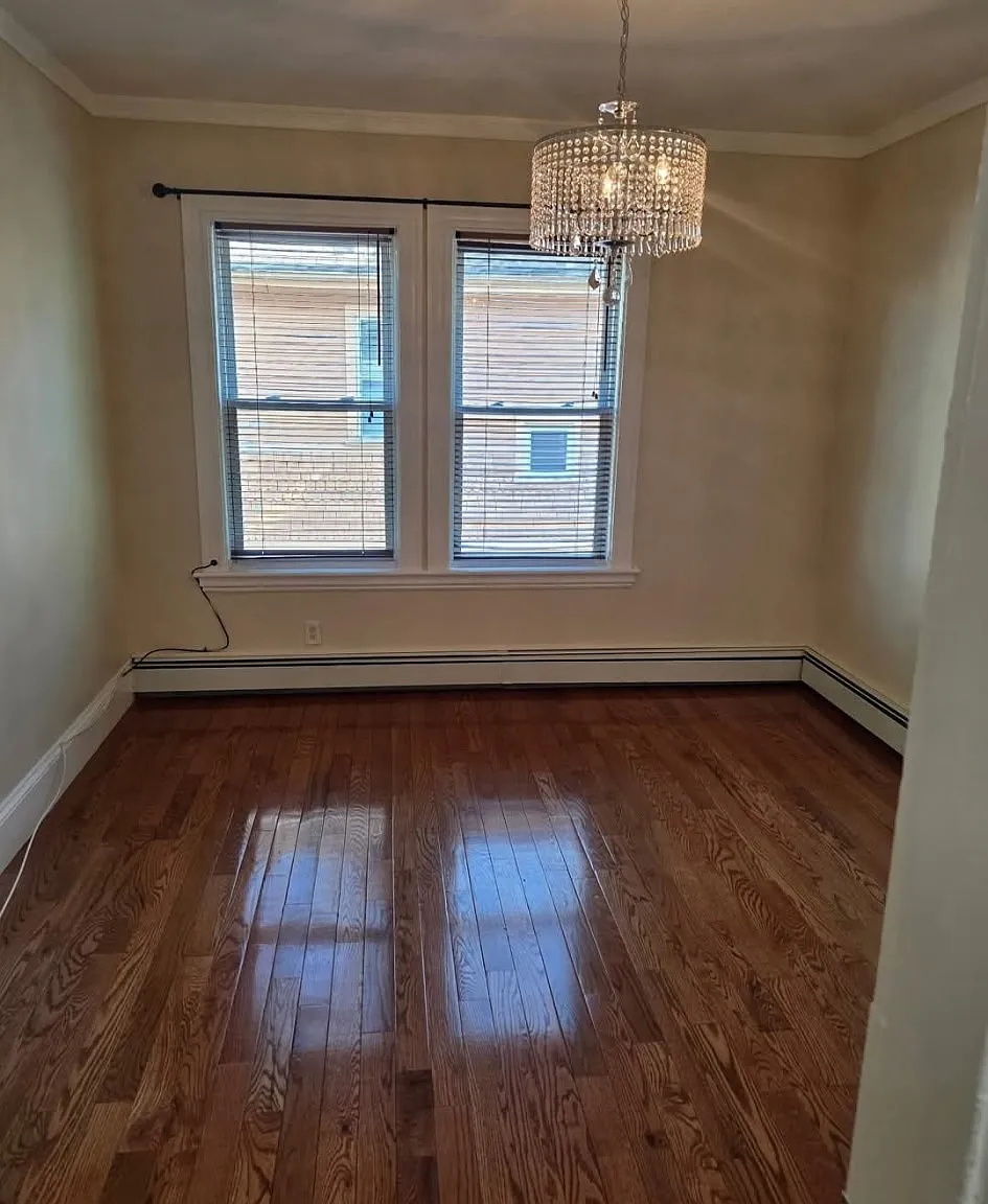 3 bed, $3,000 — Photo 4