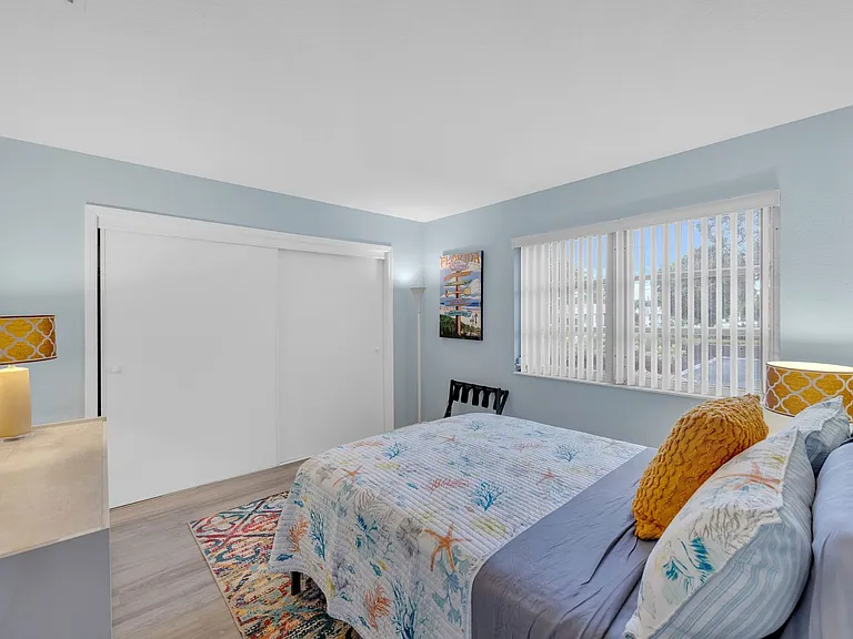 2401 Riverbluff Pkwy #V-240 — Photo 52